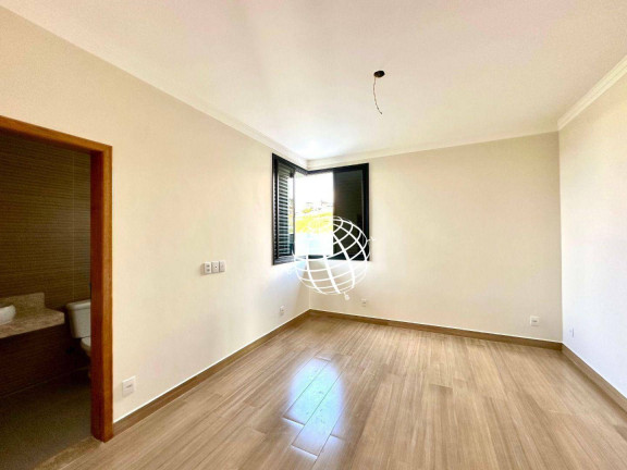 Imagem Casa com 3 Quartos à Venda, 179 m² em Loteamento Parque Serras De Atibaia I - Atibaia Imagem Casa com 3 Quartos à Venda, 179 m² em Loteamento Parque Serras De Atibaia I - Atibaia
