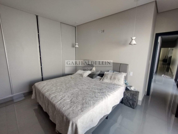 Imagem Casa com 3 Quartos à Venda, 244 m² em Parque Bom Retiro - Paulínia Imagem Casa com 3 Quartos à Venda, 244 m² em Parque Bom Retiro - Paulínia