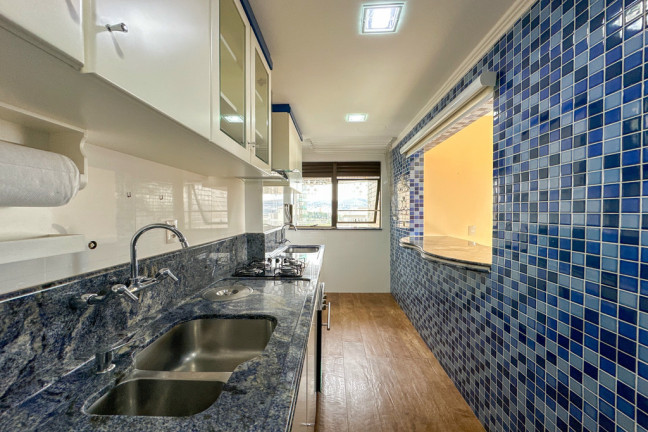 Imagem Apartamento com 3 Quartos à Venda, 94 m² em Petrópolis - Porto Alegre Imagem Apartamento com 3 Quartos à Venda, 94 m² em Petrópolis - Porto Alegre