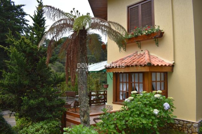 Imagem Casa com 4 Quartos à Venda, 170 m² em Região Da Vila Inglesa - Campos Do Jordão Imagem Casa com 4 Quartos à Venda, 170 m² em Região Da Vila Inglesa - Campos Do Jordão