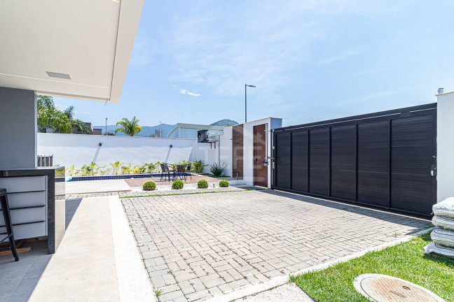 Imagem Casa com 4 Quartos à Venda, 265 m² em Recreio Dos Bandeirantes - Rio De Janeiro Imagem Casa com 4 Quartos à Venda, 265 m² em Recreio Dos Bandeirantes - Rio De Janeiro