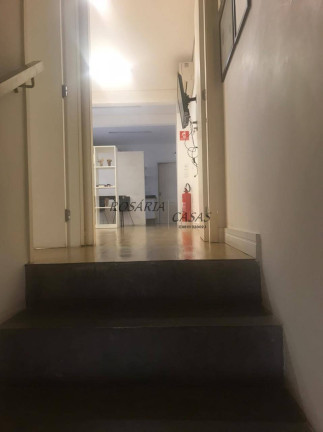 Imagem Casa com 2 Quartos à Venda, 200 m² em Pinheiros - São Paulo Imagem Casa com 2 Quartos à Venda, 200 m² em Pinheiros - São Paulo