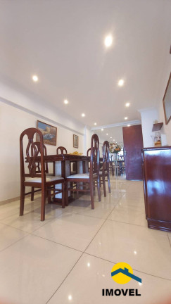 Imagem Apartamento com 4 Quartos à Venda, 220 m² em Icaraí - Niterói