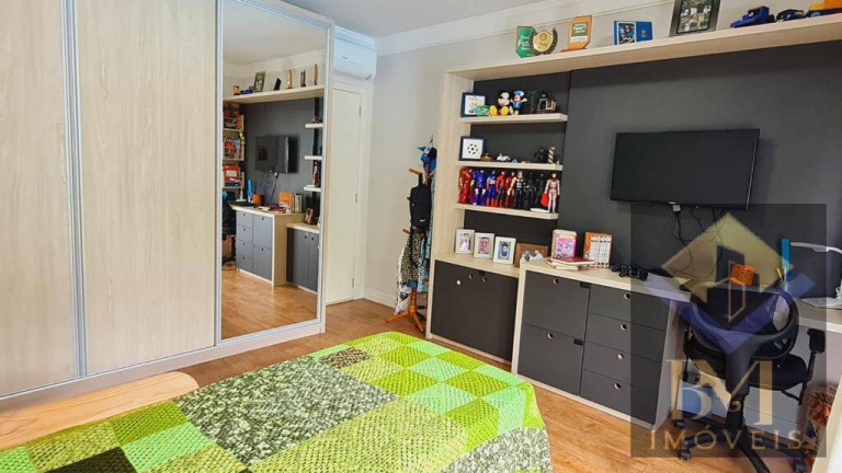 Imagem Casa com 3 Quartos à Venda, em São Paulo Imagem Casa com 3 Quartos à Venda, em São Paulo