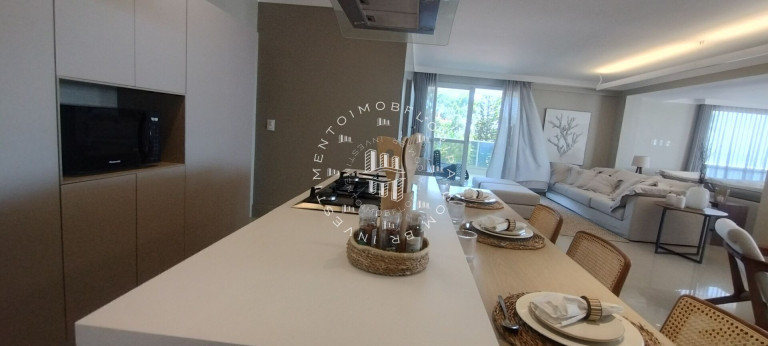 Cobertura com 4 Quartos à Venda, 501 m² em Canasvieiras - Florianópolis