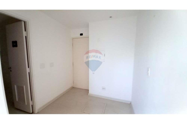 Sala Comercial à Venda, 28 m² em Vila Clementino - São Paulo