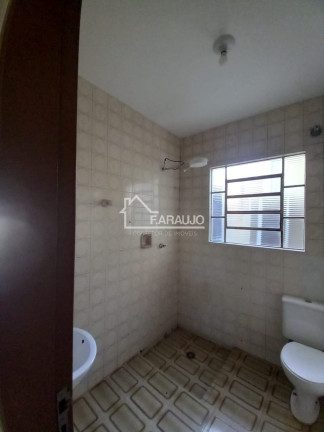 Imagem Casa com 2 Quartos à Venda, 175 m² em Vila Lucy - Sorocaba Imagem Casa com 2 Quartos à Venda, 175 m² em Vila Lucy - Sorocaba