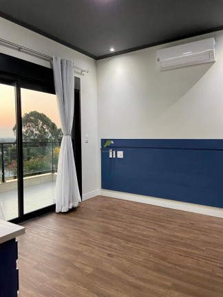 Imagem Casa de Condomínio com 3 Quartos à Venda, 210 m²