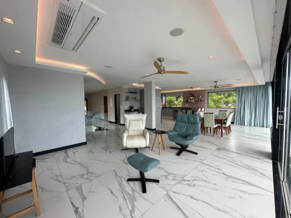 Imagem Casa com 4 Quartos à Venda, 480 m² em Conceição De Jacarei - Mangaratiba Imagem Casa com 4 Quartos à Venda, 480 m² em Conceição De Jacarei - Mangaratiba