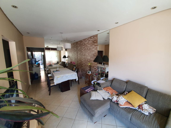 Imagem Casa com 3 Quartos à Venda, em Moinho - Francisco Morato Imagem Casa com 3 Quartos à Venda, em Moinho - Francisco Morato