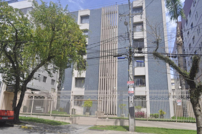 Imagem Apartamento com 3 Quartos à Venda, 91 m² em água Verde - Curitiba