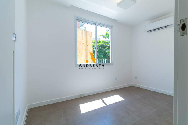 Imagem Cobertura com 3 Quartos à Venda, 237 m² em Copacabana - Rio De Janeiro Imagem Cobertura com 3 Quartos à Venda, 237 m² em Copacabana - Rio De Janeiro