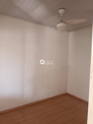 Imagem Casa com 2 Quartos à Venda, 56 m²