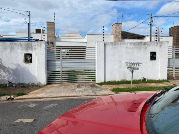 Imagem Casa com 3 Quartos à Venda, 211 m² em Jardim Das Palmeiras - Cuiabá Imagem Casa com 3 Quartos à Venda, 211 m² em Jardim Das Palmeiras - Cuiabá