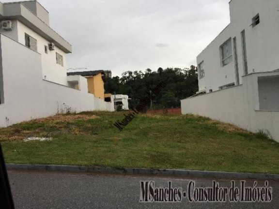 Terreno à Venda, 300 m² em Itapeva - Votorantim
