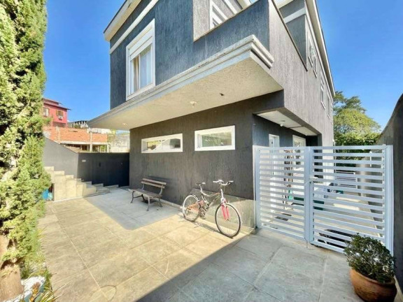 Casa com 3 Quartos à Venda, 301 m² em Pitas - Cotia