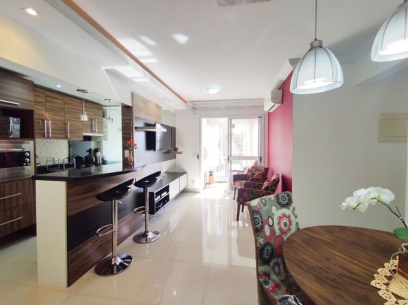 Imagem Imóvel com 3 Quartos à Venda, 74 m² em Sarandi - Porto Alegre Imagem Imóvel com 3 Quartos à Venda, 74 m² em Sarandi - Porto Alegre