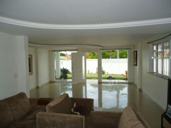 Imagem Casa com 4 Quartos à Venda, em Pontinha - Araruama Imagem Casa com 4 Quartos à Venda, em Pontinha - Araruama