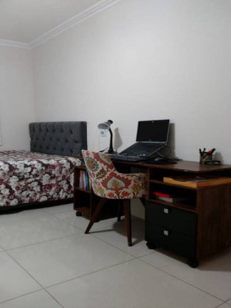 Imagem Casa com 3 Quartos à Venda, 160 m² em Parque Da Matriz - Cachoeirinha