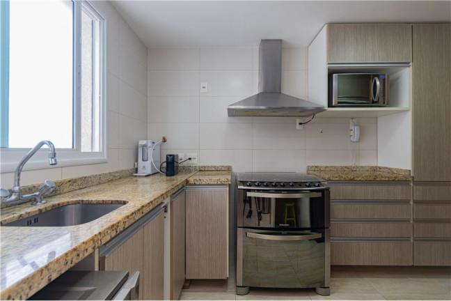 Imagem Apartamento com 3 Quartos à Venda, 120 m² em Menino Deus - Porto Alegre Imagem Apartamento com 3 Quartos à Venda, 120 m² em Menino Deus - Porto Alegre