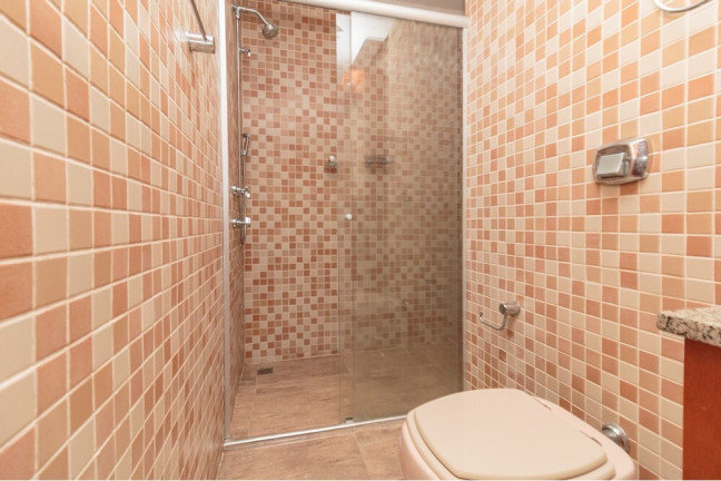 Imagem Casa com 3 Quartos à Venda, 213 m² em Chácara Das Pedras - Porto Alegre Imagem Casa com 3 Quartos à Venda, 213 m² em Chácara Das Pedras - Porto Alegre