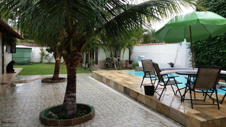Imagem Casa com 3 Quartos à Venda, 385 m² em Ponta Grossa - Maricá Imagem Casa com 3 Quartos à Venda, 385 m² em Ponta Grossa - Maricá