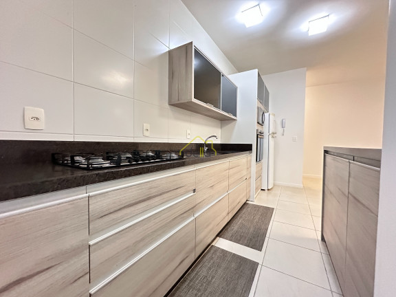 Imagem Imóvel com 3 Quartos à Venda, 95 m² em Saguaçu - Joinville Imagem Imóvel com 3 Quartos à Venda, 95 m² em Saguaçu - Joinville