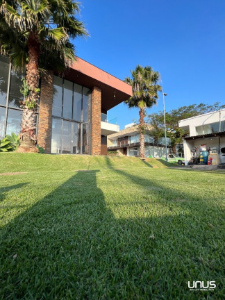 Imagem Casa de Condomínio com 3 Quartos à Venda, 735 m² em Cacupé - Florianópolis Imagem Casa de Condomínio com 3 Quartos à Venda, 735 m² em Cacupé - Florianópolis