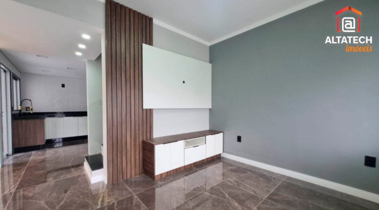 Casa com 3 Quartos à Venda, 110 m² em Centro - Poços De Caldas