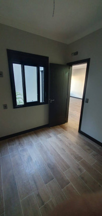 Imagem Casa com 3 Quartos à Venda, em Pinheiro - São Leopoldo Imagem Casa com 3 Quartos à Venda, em Pinheiro - São Leopoldo