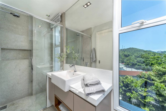 Imagem Apartamento com 3 Quartos à Venda, 166 m² em Praia Brava - Itajaí Imagem Apartamento com 3 Quartos à Venda, 166 m² em Praia Brava - Itajaí
