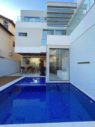 Imagem Casa com 5 Quartos à Venda, 340 m² em Recreio Dos Bandeirantes - Rio De Janeiro Imagem Casa com 5 Quartos à Venda, 340 m² em Recreio Dos Bandeirantes - Rio De Janeiro