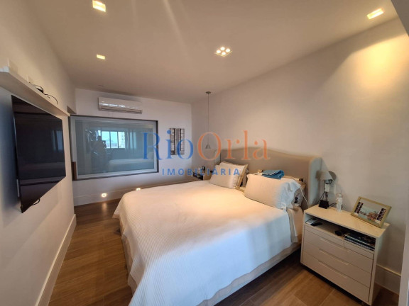 Imagem Apartamento com 4 Quartos à Venda, 300 m² em Barra Da Tijuca - Rio De Janeiro