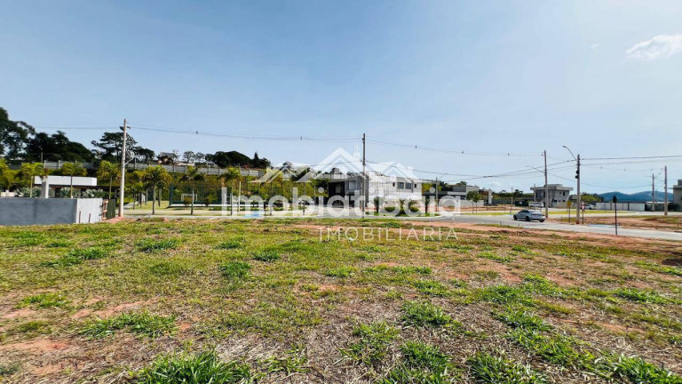 Terreno em Condomínio à Venda, 360 m² em Vila Santista - Atibaia