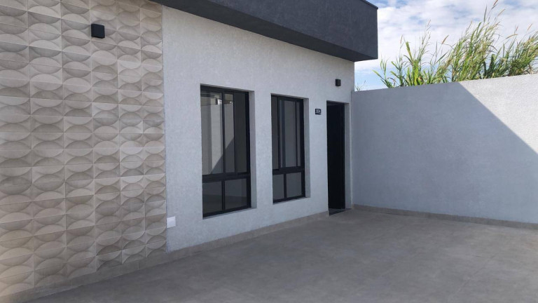Imagem Casa com 3 Quartos à Venda, 210 m² em Conjunto Habitacional José Barnet Y Vives - Atibaia Imagem Casa com 3 Quartos à Venda, 210 m² em Conjunto Habitacional José Barnet Y Vives - Atibaia
