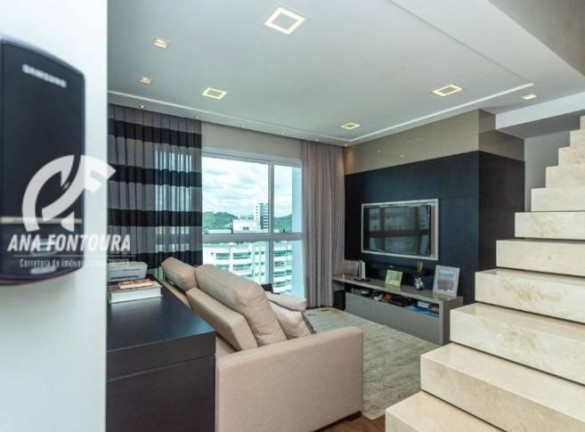 Imagem Cobertura com 3 Quartos à Venda, 222 m² em Pioneiros - Balneário Camboriú Imagem Cobertura com 3 Quartos à Venda, 222 m² em Pioneiros - Balneário Camboriú