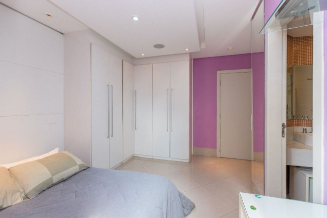 Imagem Apartamento com 3 Quartos à Venda, 220 m² em Moema - São Paulo