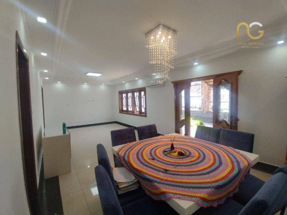 Imagem Casa com 3 Quartos à Venda, 160 m² em Canto Do Forte - Praia Grande Imagem Casa com 3 Quartos à Venda, 160 m² em Canto Do Forte - Praia Grande