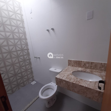 Imagem Casa com 3 Quartos à Venda, 75 m² Imagem Casa com 3 Quartos à Venda, 75 m²