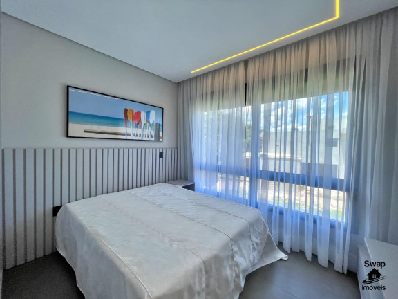Imagem Casa com 5 Quartos à Venda, em Riviera - Bertioga Imagem Casa com 5 Quartos à Venda, em Riviera - Bertioga