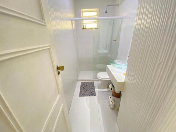 Imagem Imóvel com 4 Quartos à Venda, 180 m² em Copacabana - Rio De Janeiro Imagem Imóvel com 4 Quartos à Venda, 180 m² em Copacabana - Rio De Janeiro