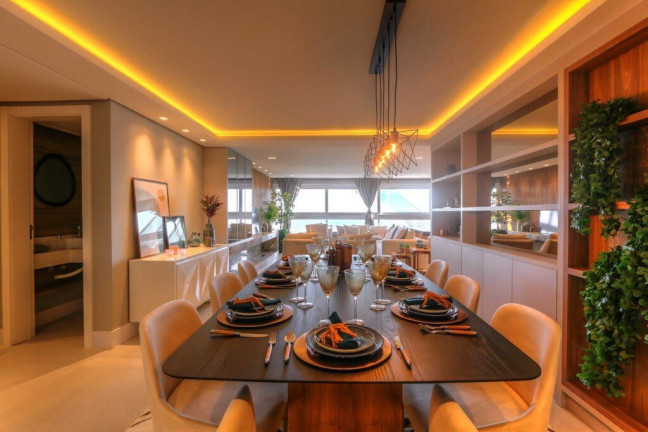 Imagem Apartamento com 3 Quartos à Venda, 312 m² em Vila Assunção - Porto Alegre