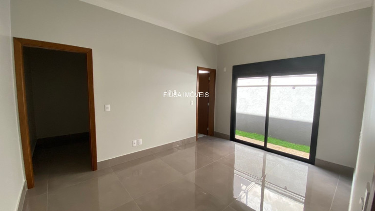 Imagem Casa com 3 Quartos à Venda, 195 m² em Vila Do Golf - Ribeirão Preto Imagem Casa com 3 Quartos à Venda, 195 m² em Vila Do Golf - Ribeirão Preto