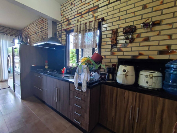 Imagem Casa com 3 Quartos à Venda, 143 m² em Centro - Balneário Barra Do Sul