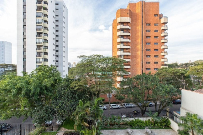Imagem Apartamento com 5 Quartos à Venda, 220 m² em Moema - São Paulo