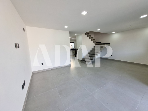 Imagem Casa com 4 Quartos à Venda, 200 m² em Vargem Pequena - Rio De Janeiro