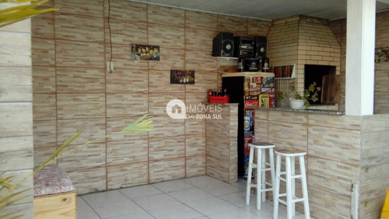 Imagem Casa com 2 Quartos à Venda, 60 m²