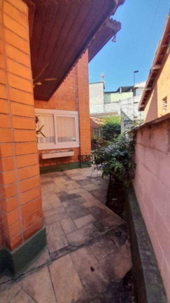 Imagem Sobrado com 3 Quartos à Venda, 235 m² em Conjunto Residencial Vista Verde - São Paulo Imagem Sobrado com 3 Quartos à Venda, 235 m² em Conjunto Residencial Vista Verde - São Paulo