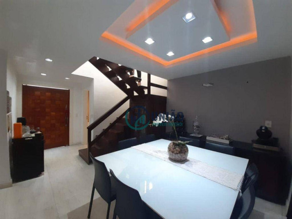 Imagem Casa com 3 Quartos à Venda, 285 m² em Camboinhas - Niterói