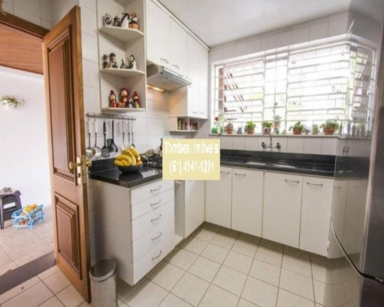 Imagem Casa com 5 Quartos à Venda, 265 m² em Chácara Das Pedras - Porto Alegre Imagem Casa com 5 Quartos à Venda, 265 m² em Chácara Das Pedras - Porto Alegre